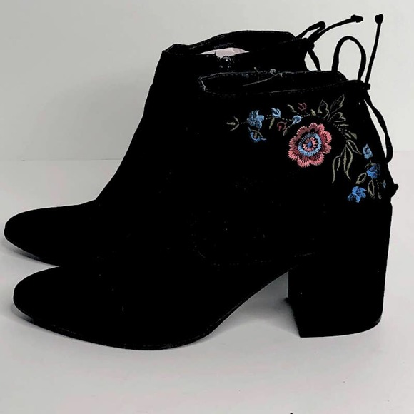 UNISA Womens Black Suede Embroidered Sz 8.5 BOOTIES Ankle Boots - Picture 4 of 11